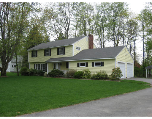 73 Turkey Hill Road Lunenburg, MA 01462 - Photo 2 of 9 Gallery Image 2