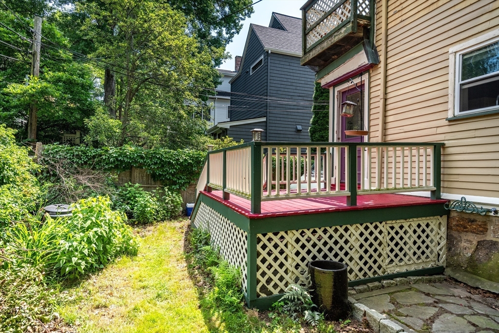 31 Kent Square, Unit 1 Brookline, MA 02446 - Photo 17 of 19