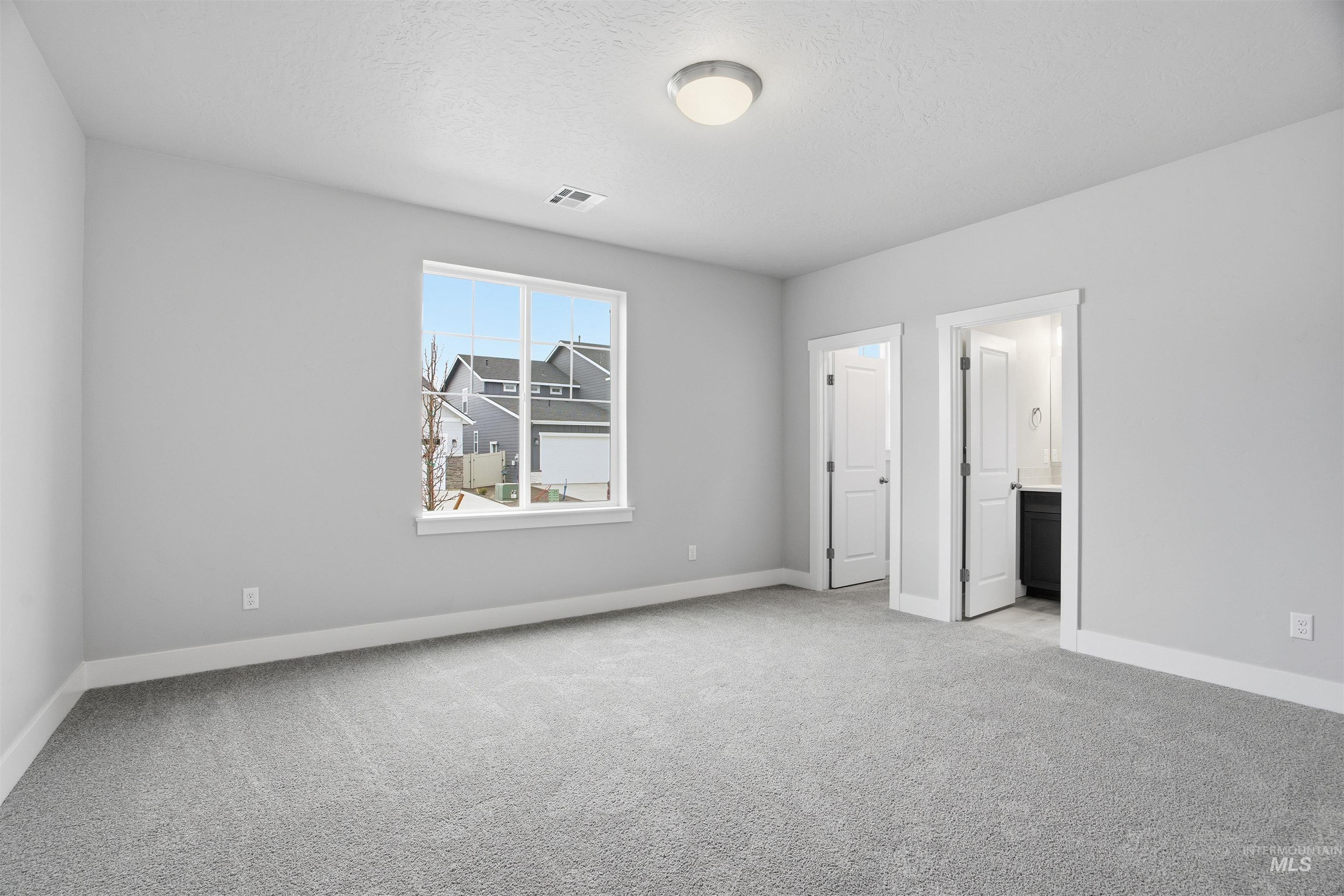 5877 West Sprig Drive Meridian, ID 83646 - Photo 3 of 16