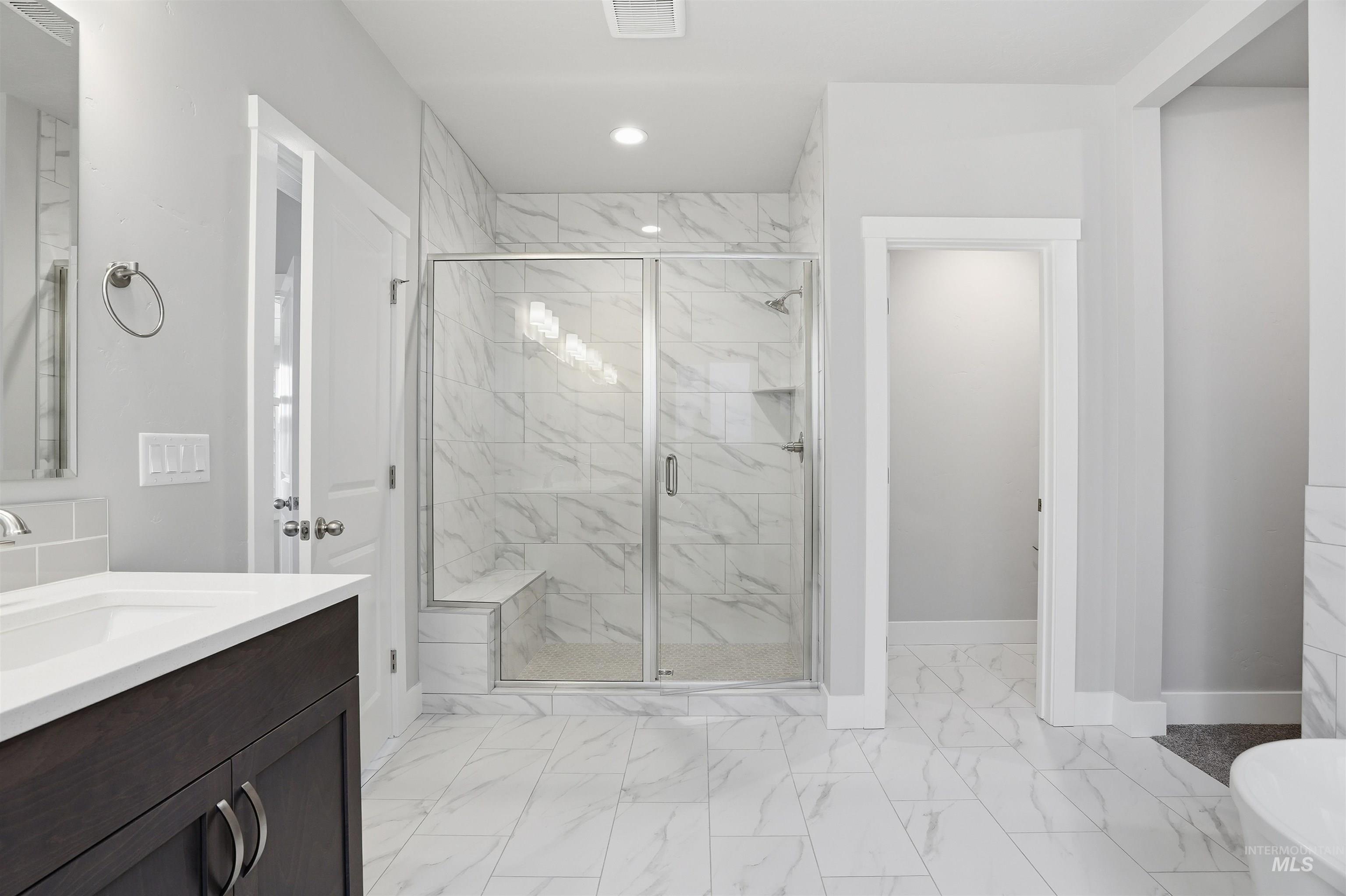 5877 West Sprig Drive Meridian, ID 83646 - Photo 6 of 16