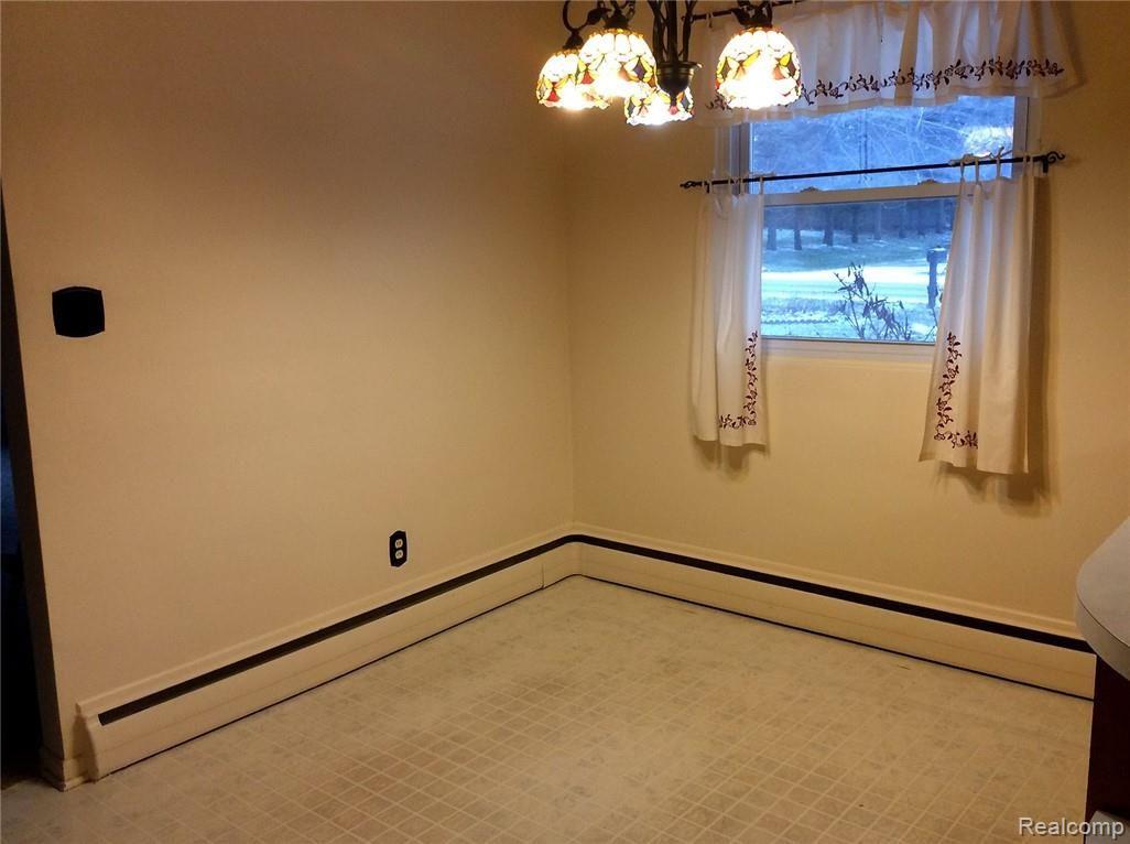 15125 Eddy Lake Road Fenton, MI 48430 - Photo 15 of 59 IMG_0953.jpg