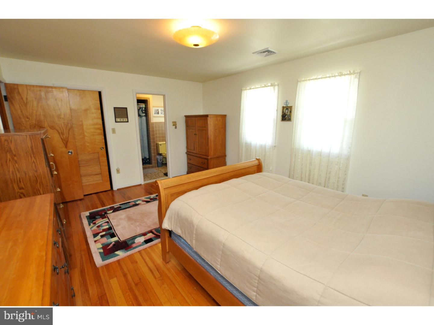 607 Rancocas Avenue Riverside, NJ 08075 - Photo 14 of 25 Bedroom - Main