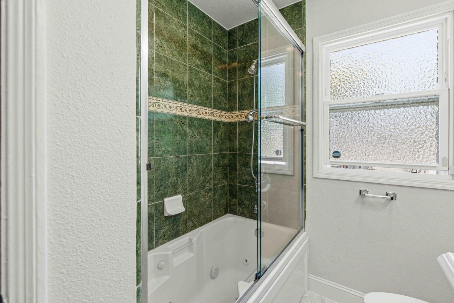 1625 Spring Street Stockton, CA 95206 - Photo 15 of 29