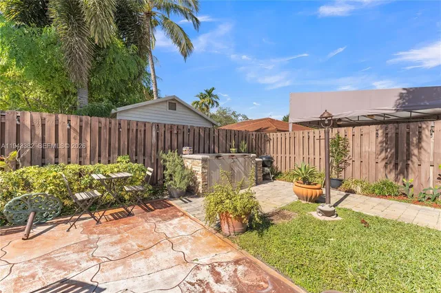 $919,300 | 9125 Northwest 172nd Terrace, Hialeah, FL 33018