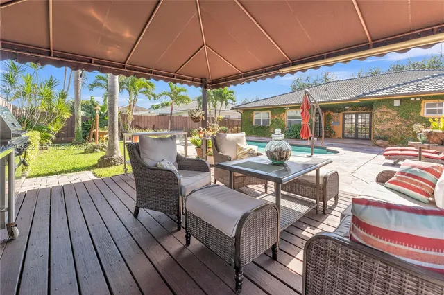 $919,300 | 9125 Northwest 172nd Terrace, Hialeah, FL 33018