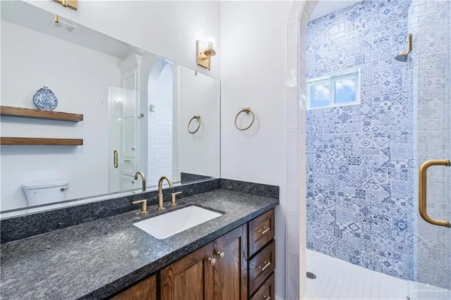 $329,000 | 1810 Estrella Street, Roma, TX 78584