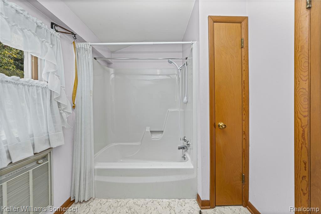 11098 Oelke Road Maybee, MI 48159 - Photo 21 of 48 Gallery Image 21