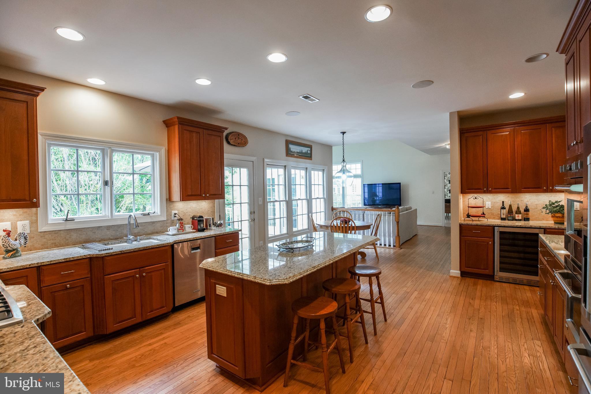 4505 Random Ridge Circle Olney, MD 20832 - Photo 9 of 29 Renovated Kitchen