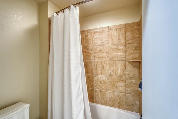$425,000 | 1406 Broken Hills Drive, Unit 22, Horseshoe Bay, TX 78657