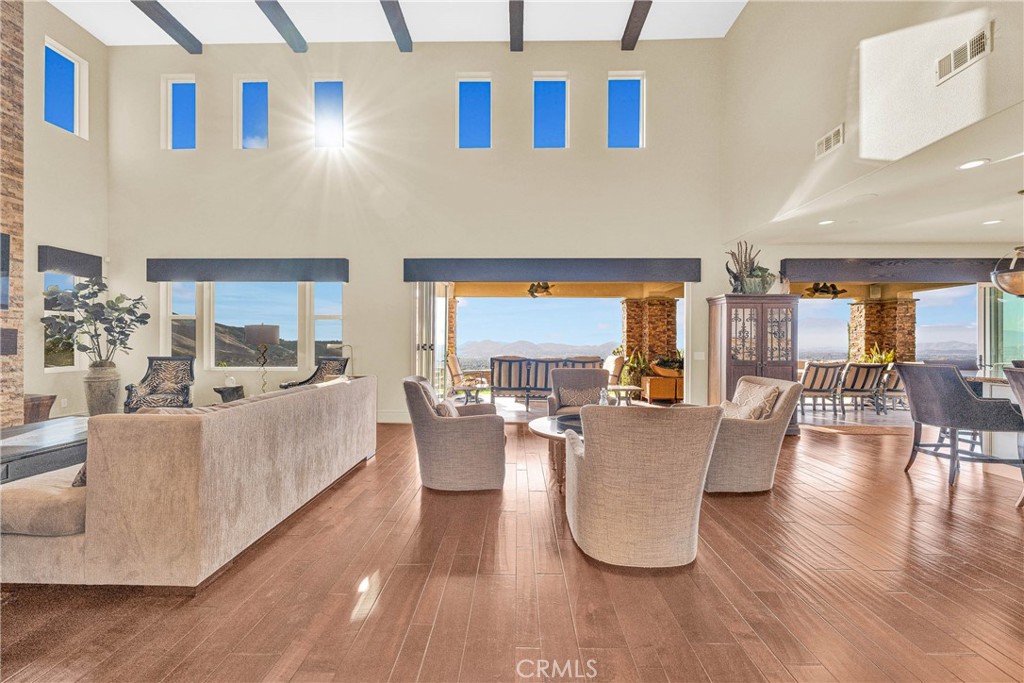 16727 Pienza Court Riverside, CA 92503 - Photo 16 of 41 Every seat in the room faces the horizon
