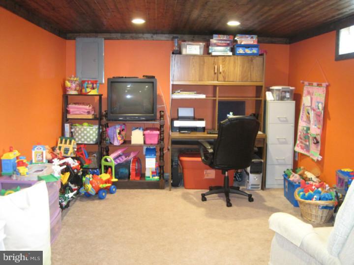 200 Baldwin Road Glassboro, NJ 08028 - Photo 12 of 14 Basement - Finished