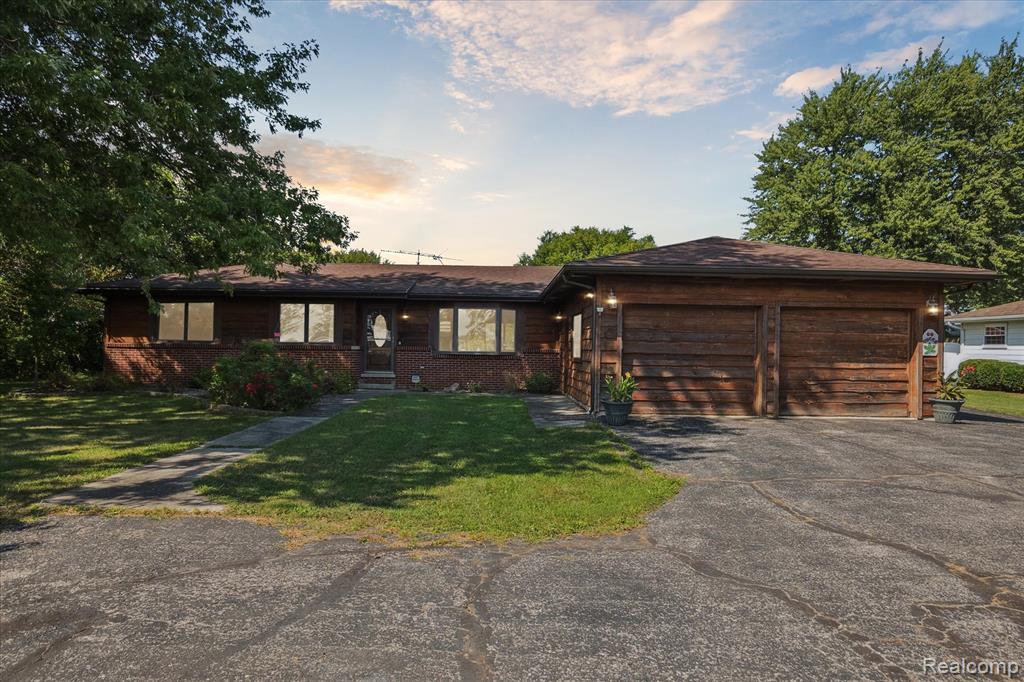 990 East Temperance Road Temperance, MI 48182 - Photo 1 of 65