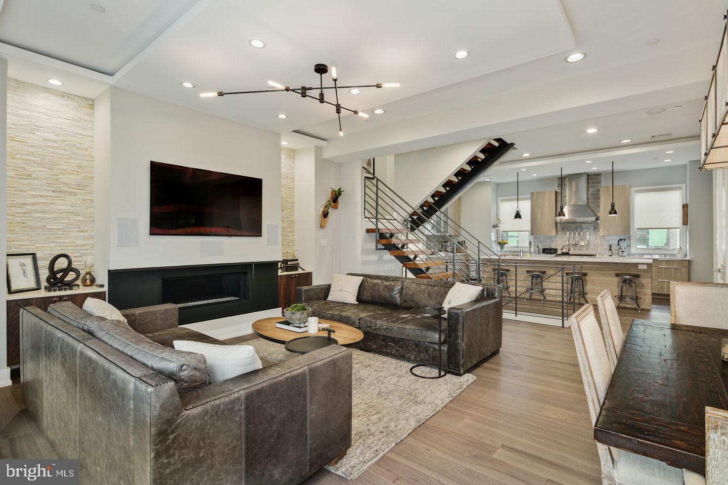 608 North 3rd Street Philadelphia, PA 19123 - Photo 11 of 39