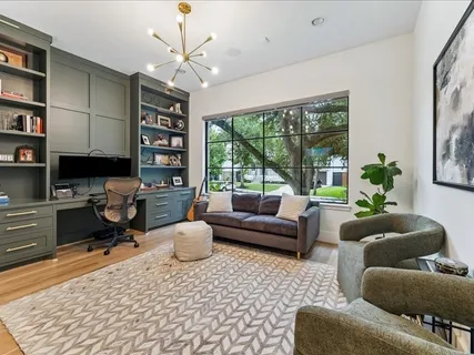 $2,350,000 | 3502 Grennoch Lane, Houston, TX 77025