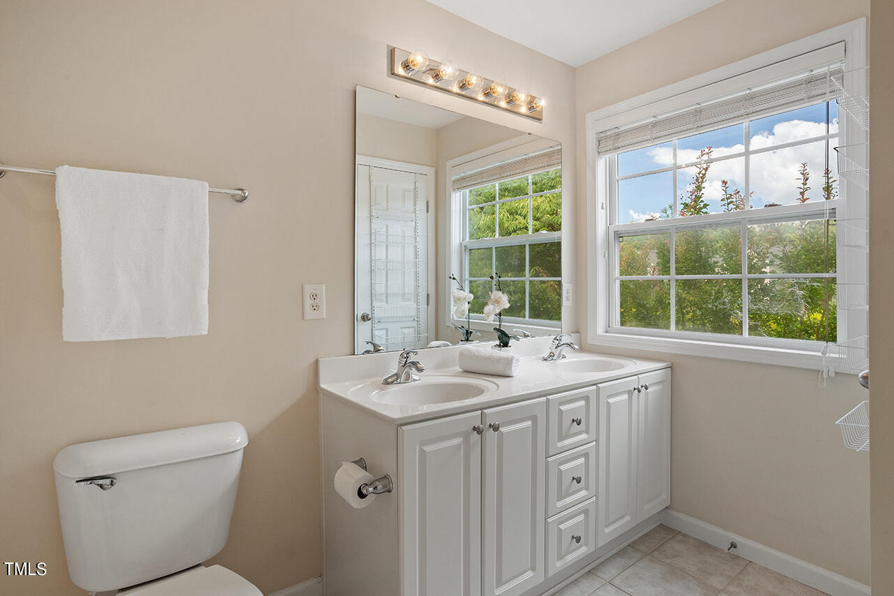 2110 Piney Brook Road, Unit 101 Raleigh, NC 27614 - Photo 19 of 28 2110 Piney Brook Road_26