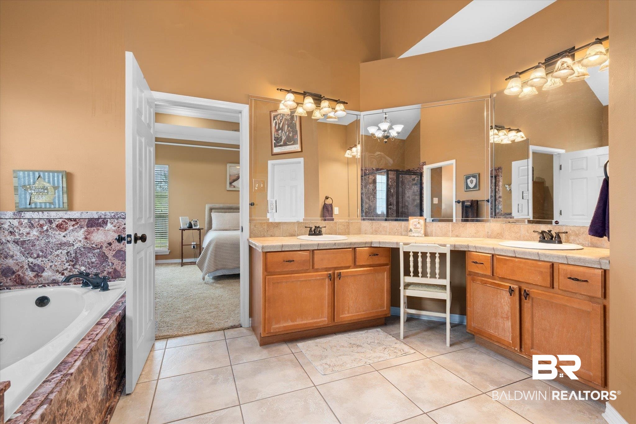 353 Laura Court Mobile, AL 36608 - Photo 12 of 31