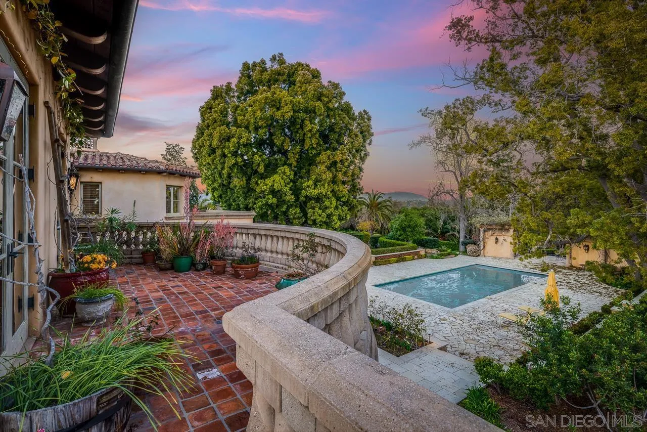 5757 Linea Del Cielo Rancho Santa Fe, CA 92067 - Photo 6 of 64 Gallery Image 6
