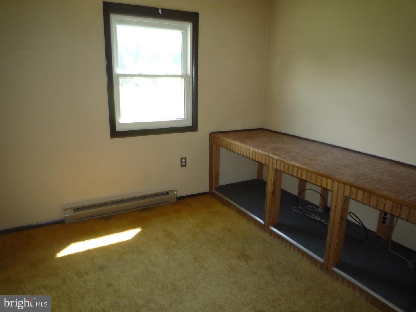 33 St John's Road Birdsboro, PA 19508 - Photo 6 of 12 Gallery Image 6