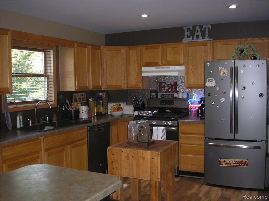 7237 Sanilac Road Kingston, MI 48741 - Photo 30 of 35 7237 Sanilac kitchen 1.jpg