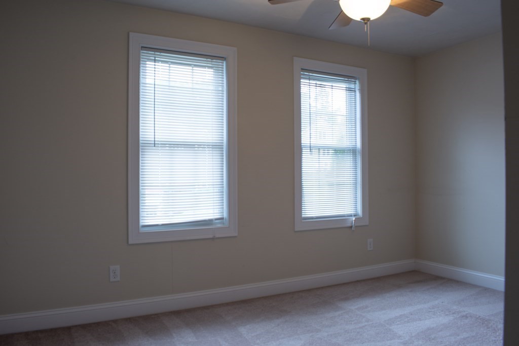 11 Carlson's Way Rutland, MA 01543 - Photo 32 of 40