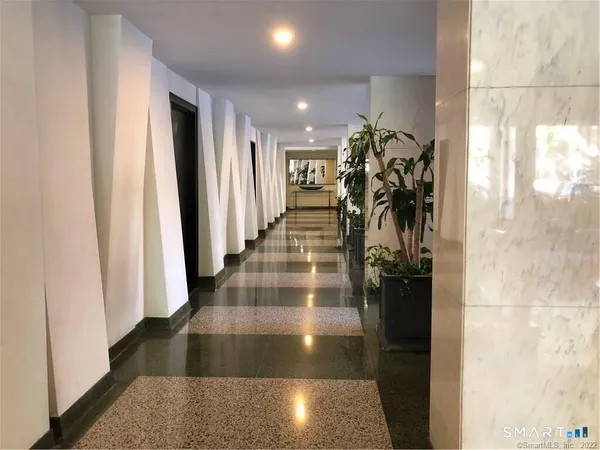 $2,950 | 444 Bedford Street, Unit 9R, Stamford, CT 06901