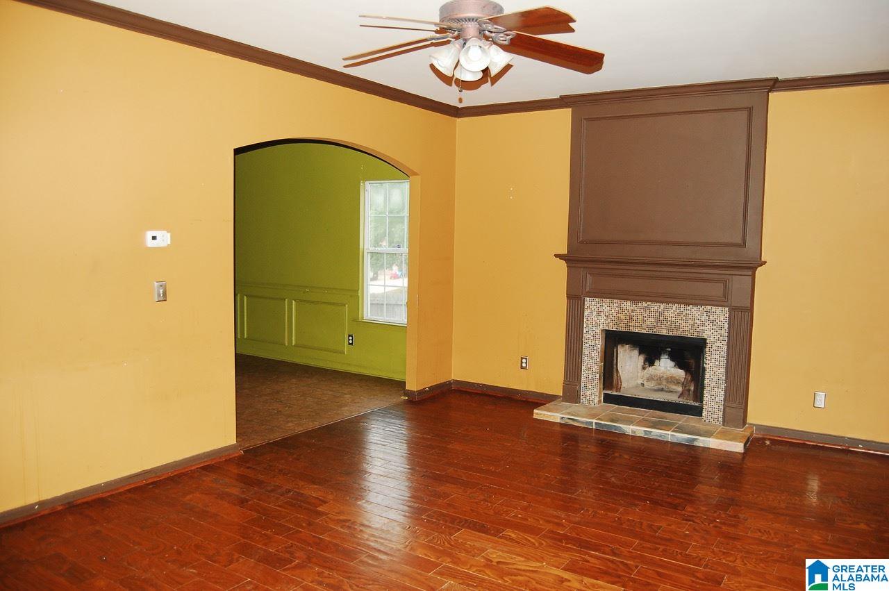112 Blue Spring Place Alabaster, AL 35007 - Photo 3 of 24