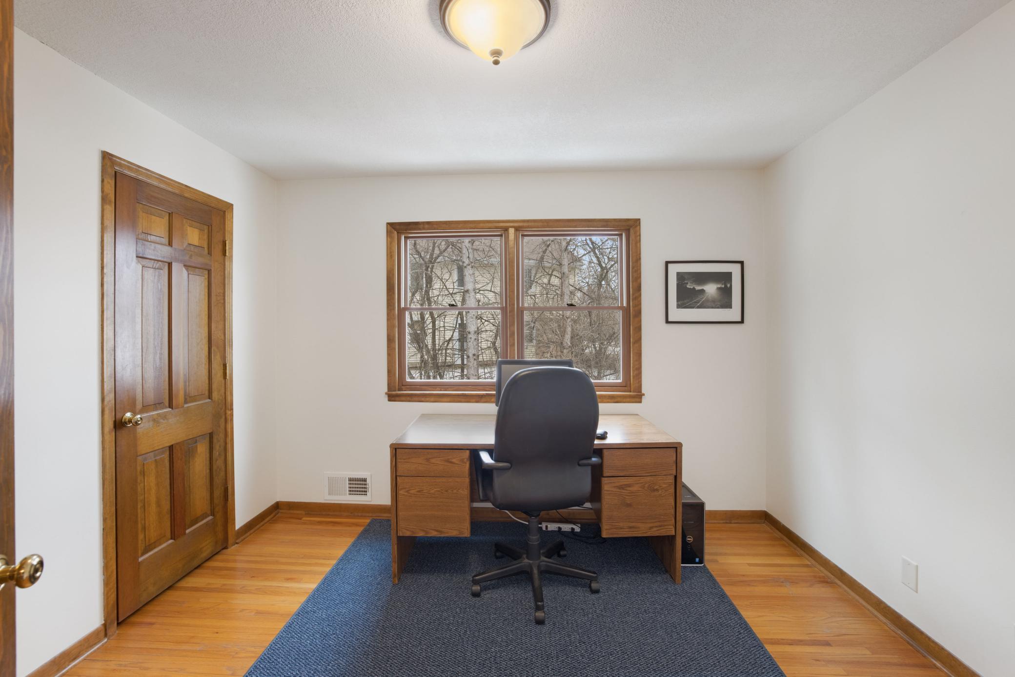 16116 Ringer Road Minnetonka, MN 55391 - Photo 17 of 24