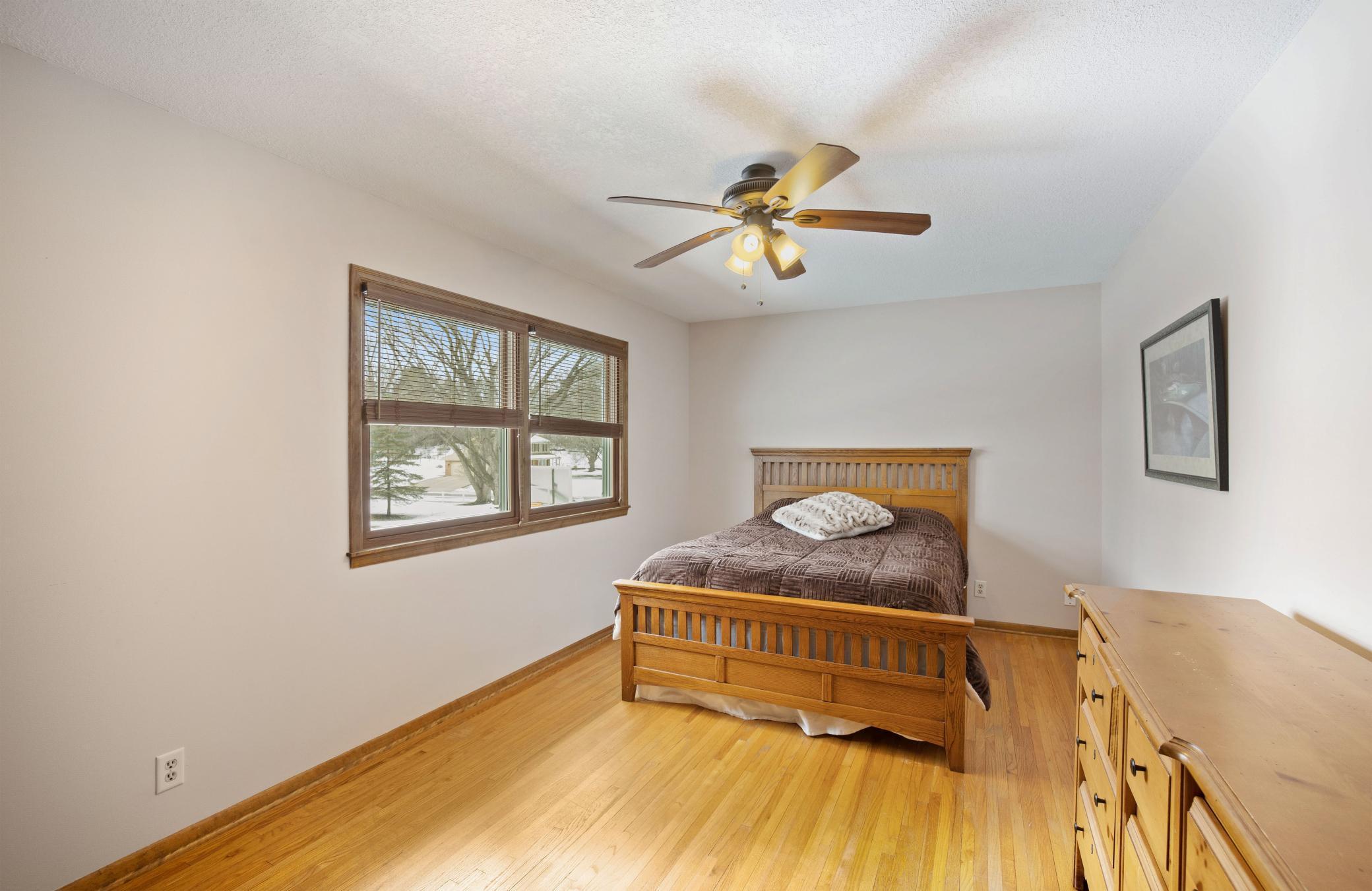 16116 Ringer Road Minnetonka, MN 55391 - Photo 21 of 24