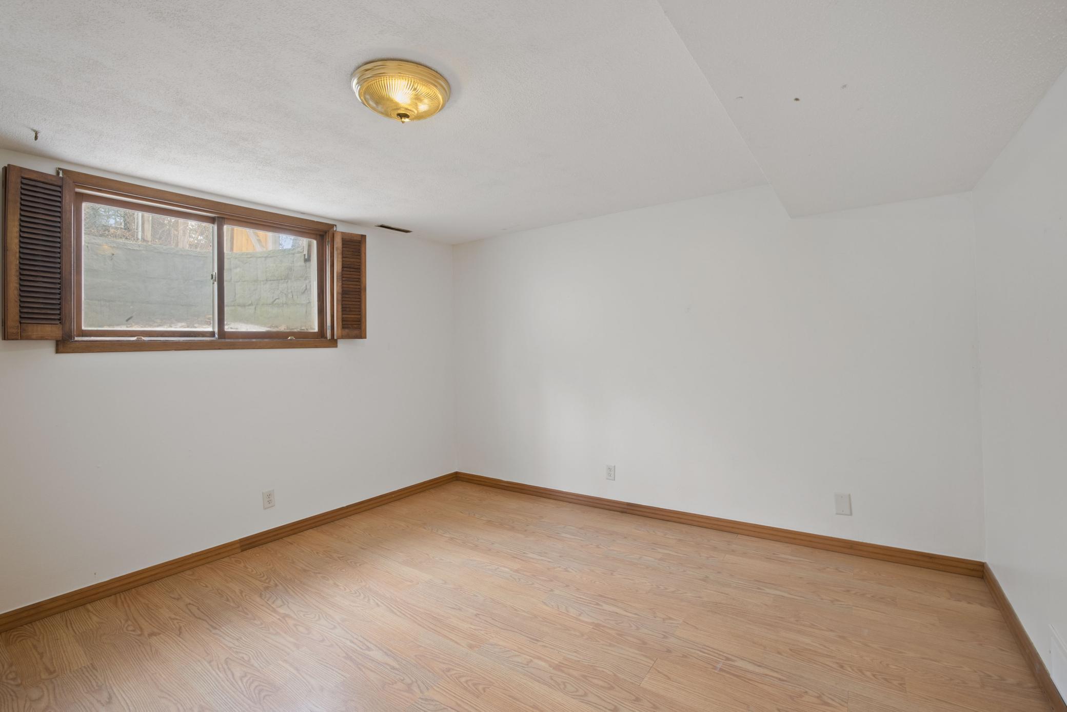 16116 Ringer Road Minnetonka, MN 55391 - Photo 23 of 24