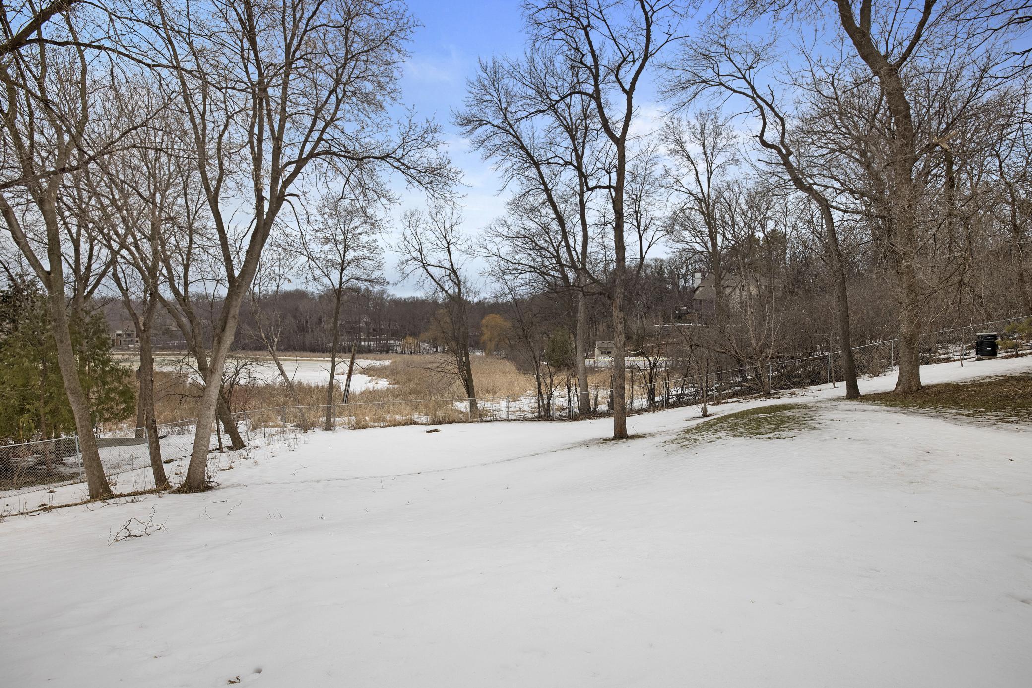 16116 Ringer Road Minnetonka, MN 55391 - Photo 4 of 24