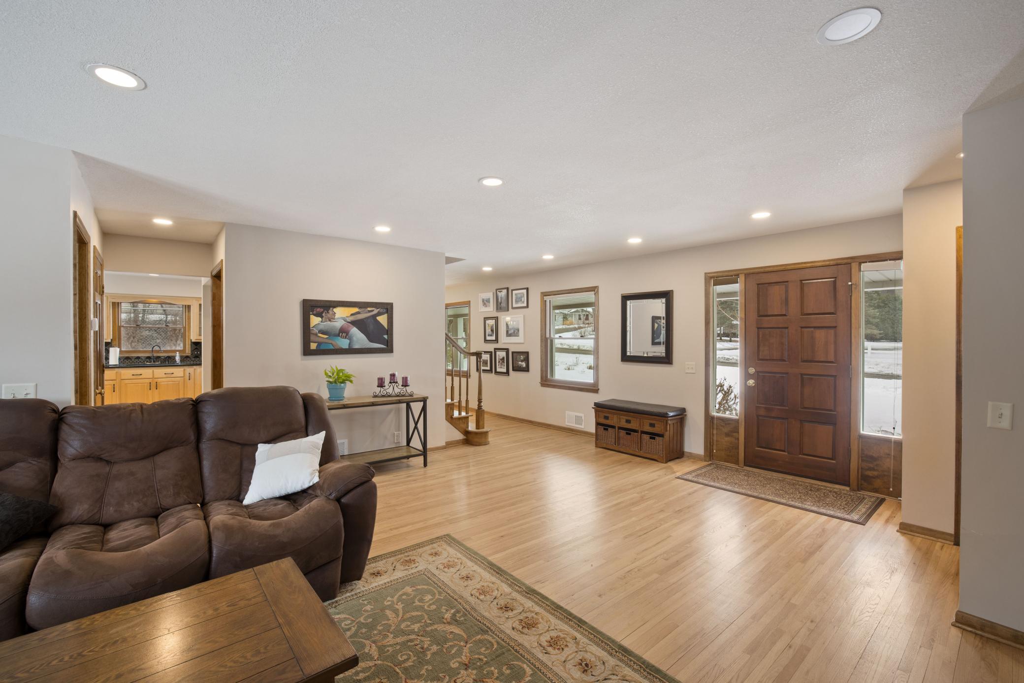 16116 Ringer Road Minnetonka, MN 55391 - Photo 6 of 24