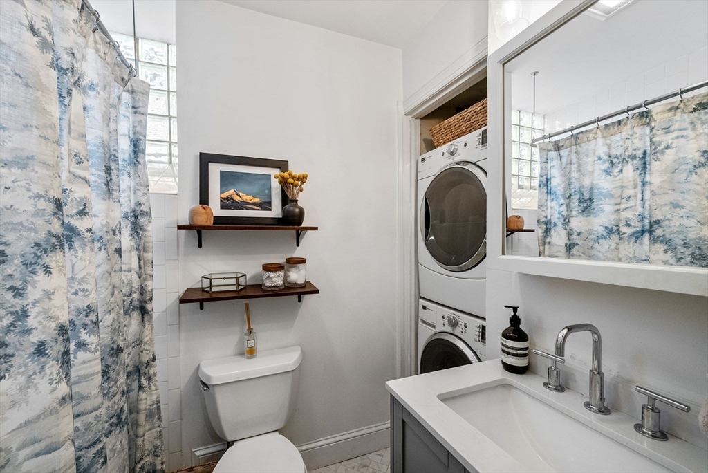 10 Allston Street, Unit 1 Boston, MA 02129 - Photo 9 of 17