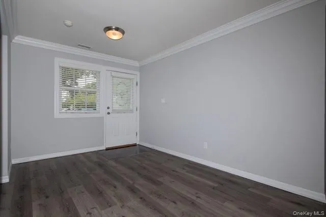 $2,360 | 510 Tudor Lane, Unit 510, Middle Island, NY 11953