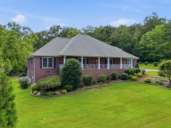 $899,000 | 1019 Sandstone Terrace, Soddy-Daisy, TN 37379