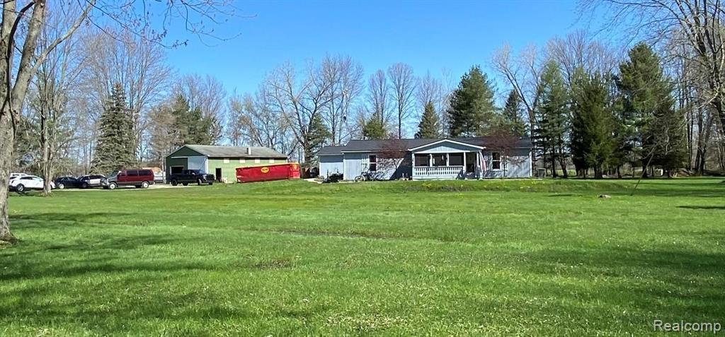 7920 Rattle Run Road Columbus, MI 48063 - Photo 2 of 12