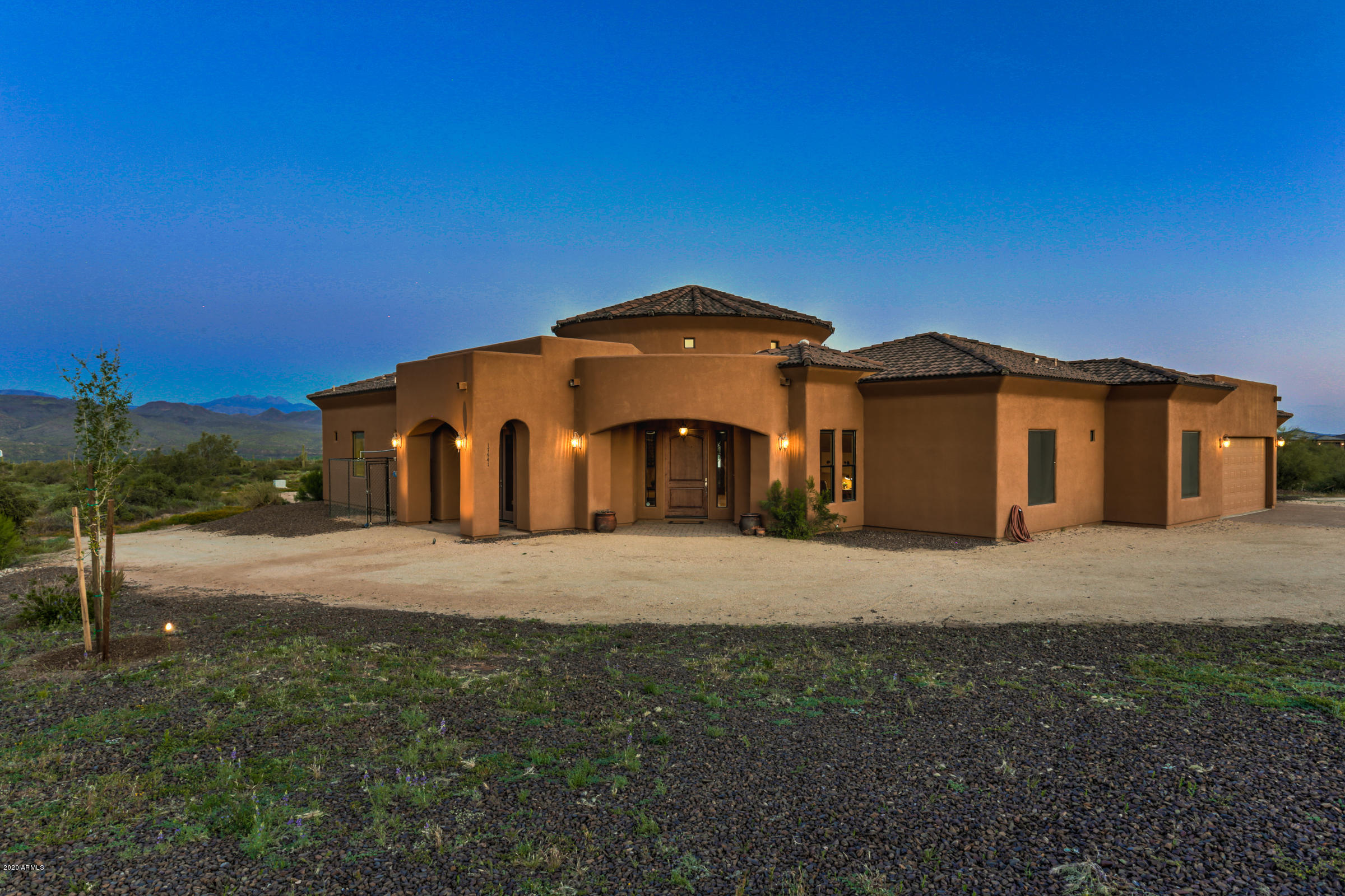 17441 Barwick Drive Rio Verde, AZ 85263 - Photo 2 of 61 Front Profile