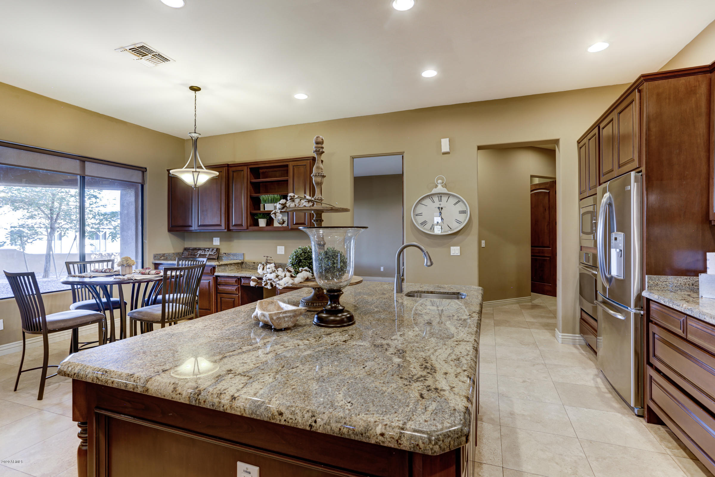 17441 Barwick Drive Rio Verde, AZ 85263 - Photo 10 of 61 Kitchen / Breakfast Room
