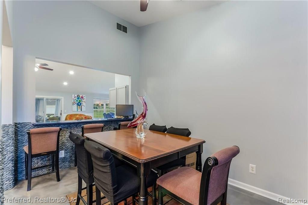 49706 Bemis Road Belleville, MI 48111 - Photo 7 of 44