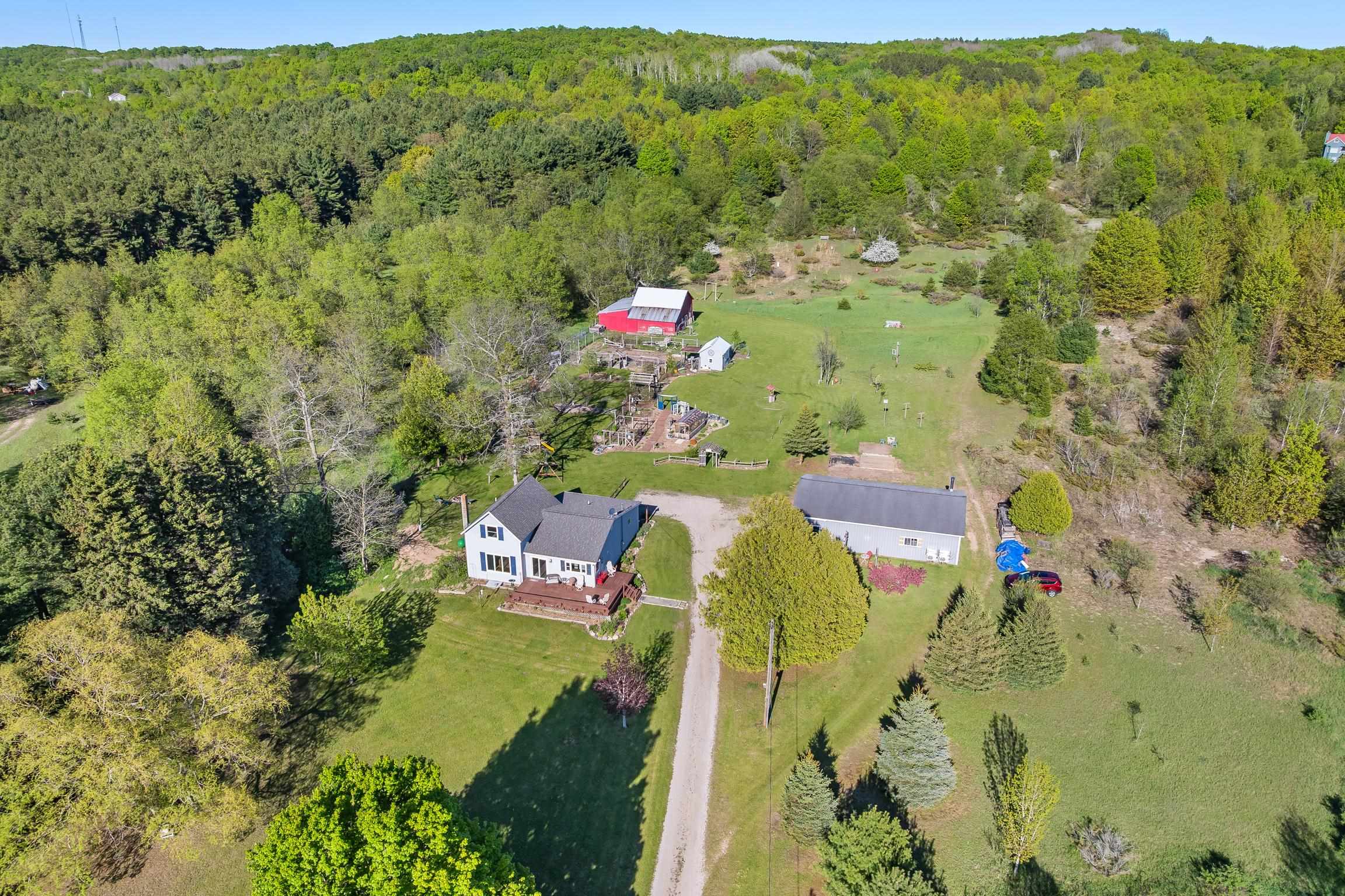 2389 Paul Rose Road Frankfort, MI 49635 - Photo 3 of 51