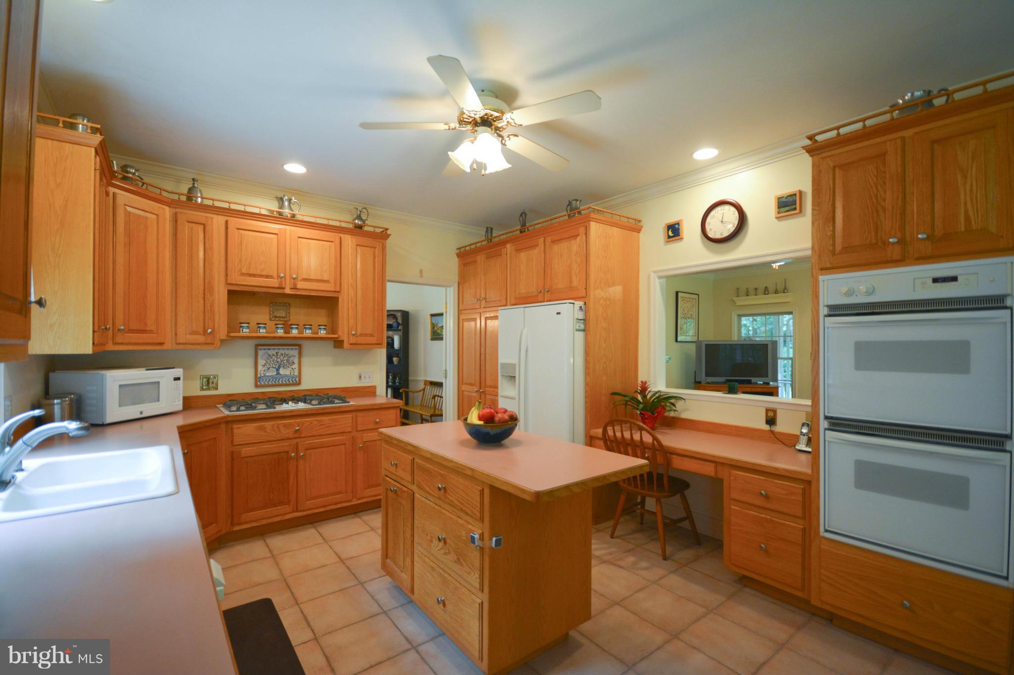 21127 Gunpowder Road Manchester, MD 21102 - Photo 10 of 30 Kitchen w/Lots of Cabinet & Counter Space