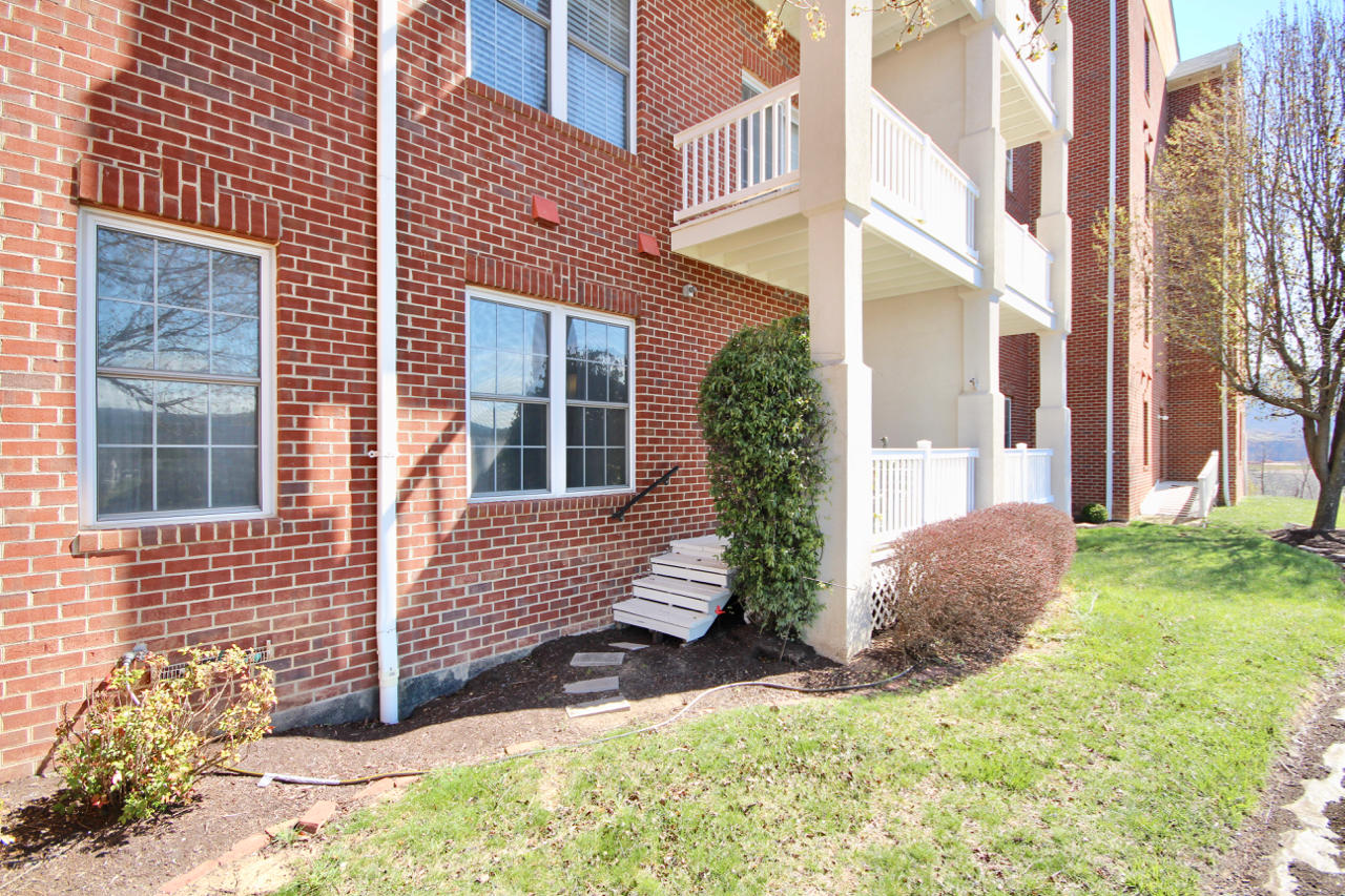 4438 Pheasant Ridge Road, Unit 105 Roanoke, VA 24014 - Photo 6 of 41 Pheasant-040