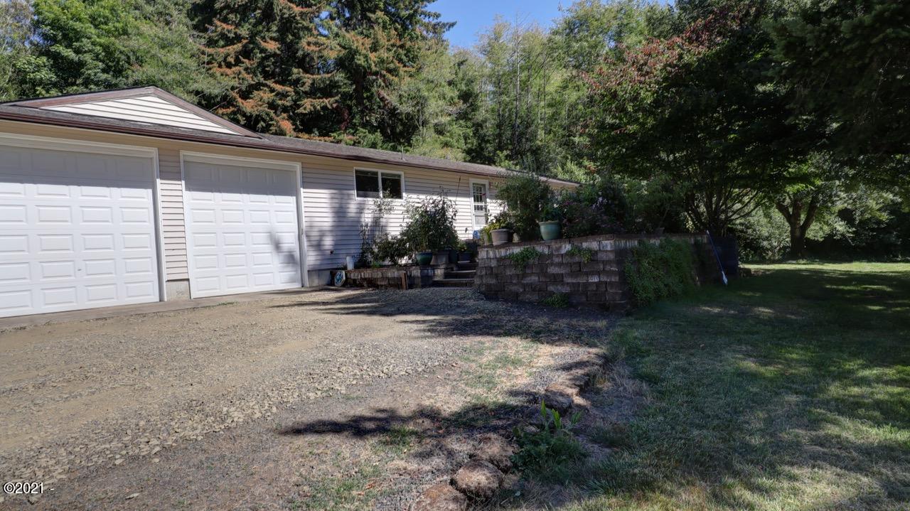 648 Olalla Road Toledo, OR 97391 - Photo 35 of 43 Front of House