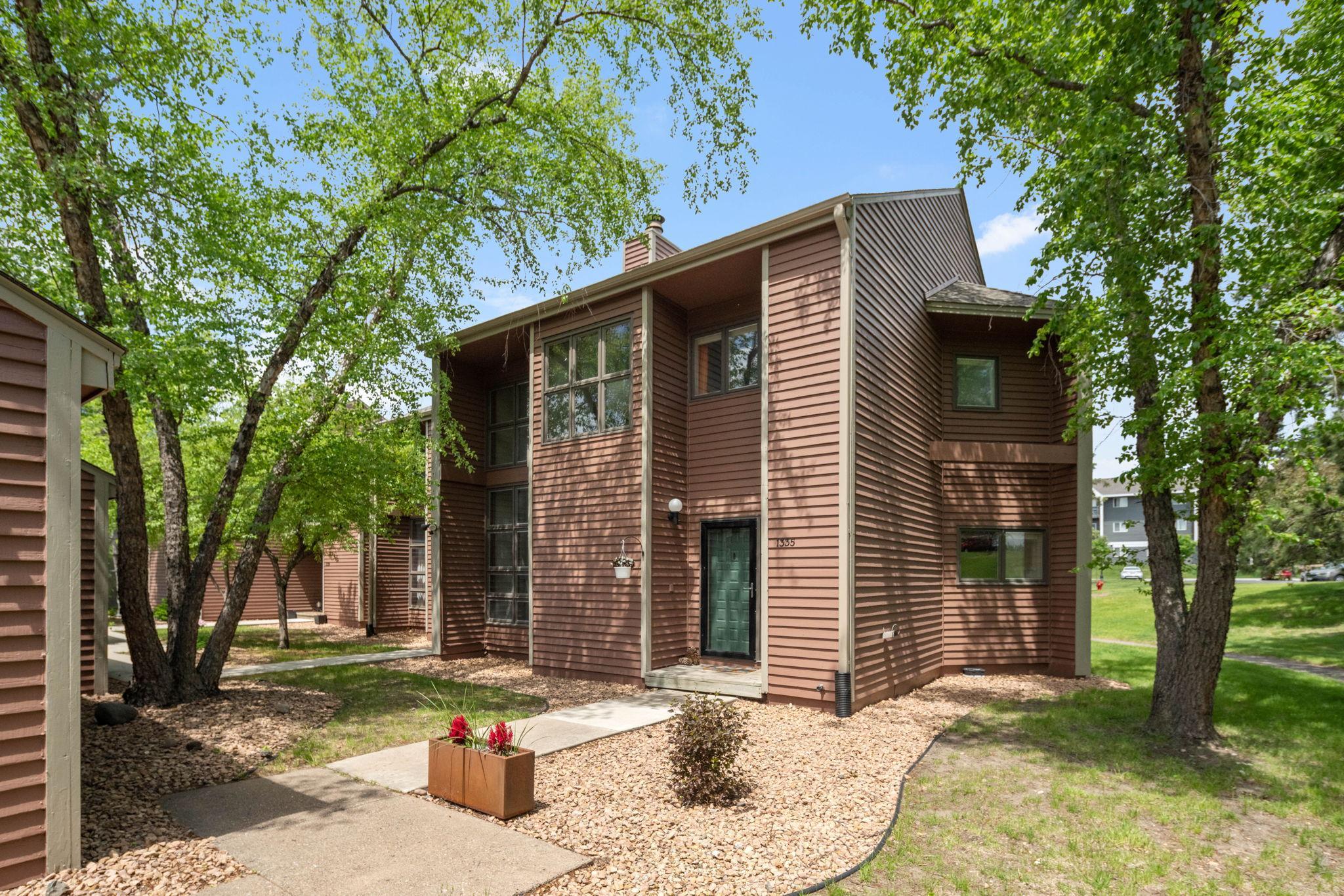 1335 Spencer Road West St. Paul, MN 55108 - Photo 2 of 39