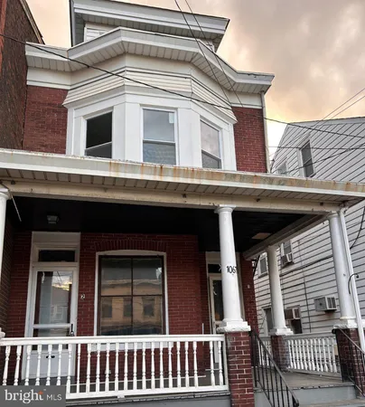 $2,250 | 1067 South Clinton Avenue, Trenton, NJ 08611