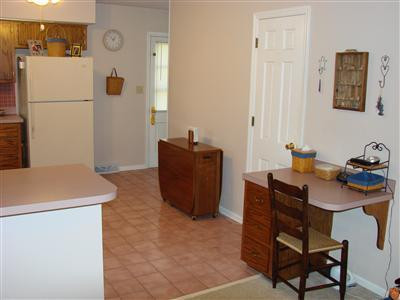 106 Bayberry Road Versailles, KY 40383 - Photo 12 of 19 Kitchen with pantry to the right and bui