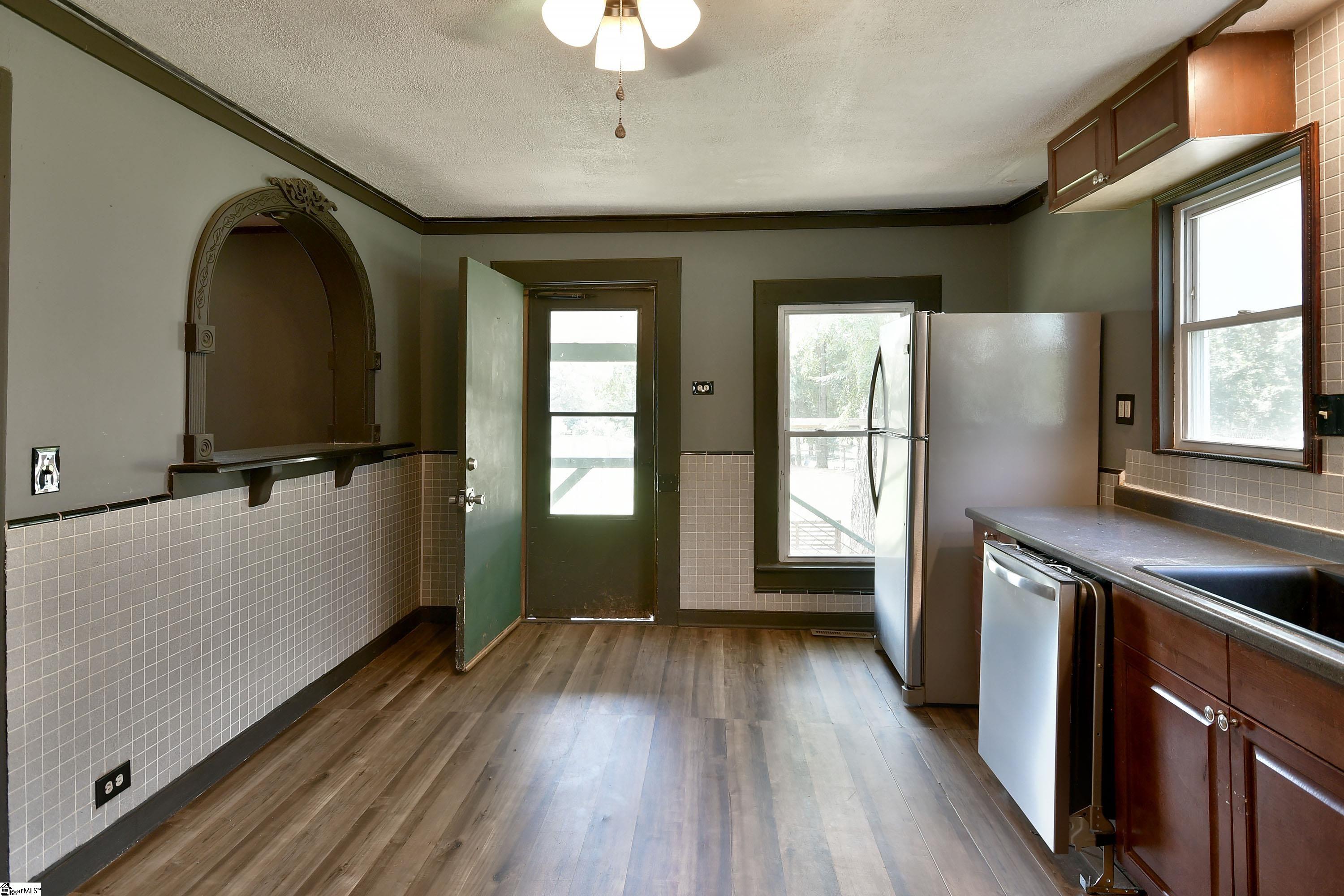 1218 Broadway Lake Road Anderson, SC 29621 - Photo 17 of 45