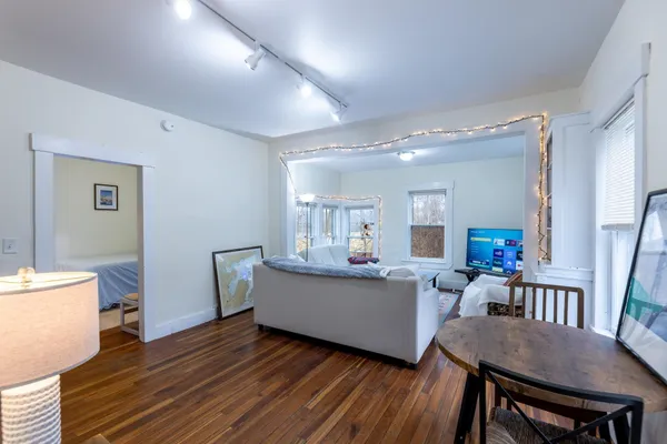 $1,000,000 | 299 Farrell Farm Road, Norwich, VT 05055