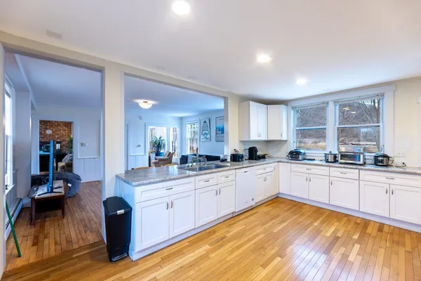 $1,000,000 | 299 Farrell Farm Road, Norwich, VT 05055