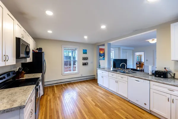 $1,000,000 | 299 Farrell Farm Road, Norwich, VT 05055