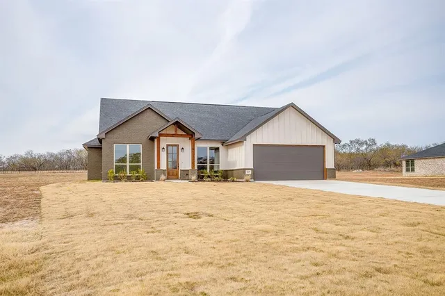 $442,224 | 217 Jimmy Lane, Millsap, TX 76066
